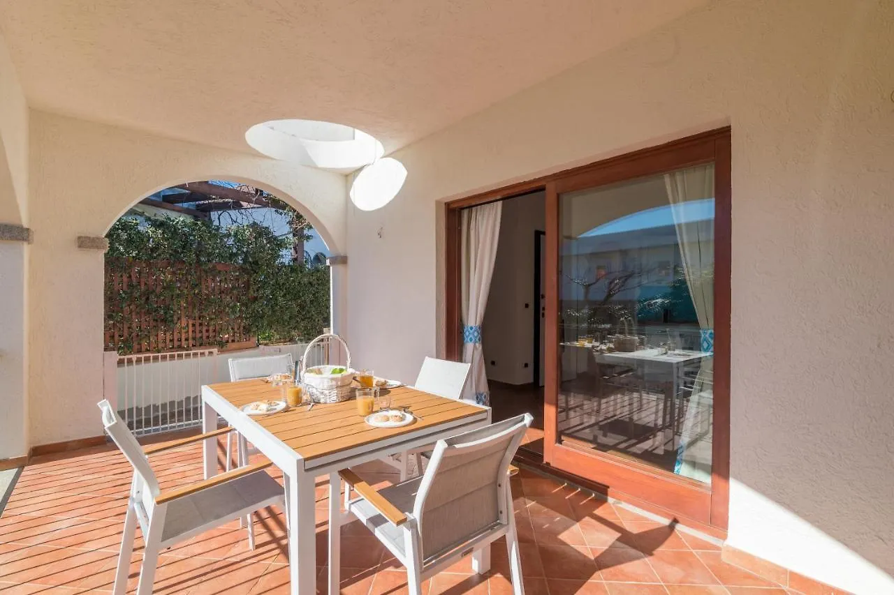 Celeste House With Pool - Happy Rentals أولبيا بيت للعطل
